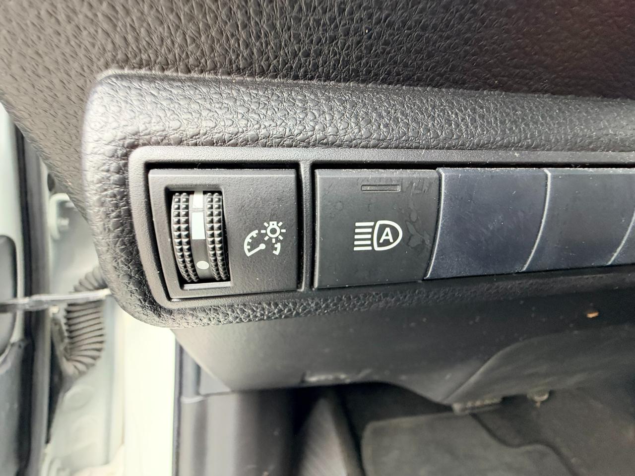 Toyota Corolla LE 2021