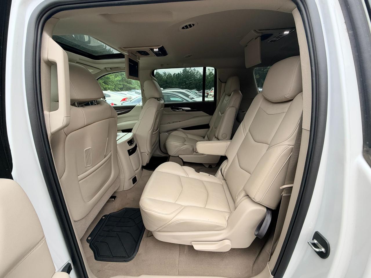 Cadillac Escalade ESV 2WD Premium 2016