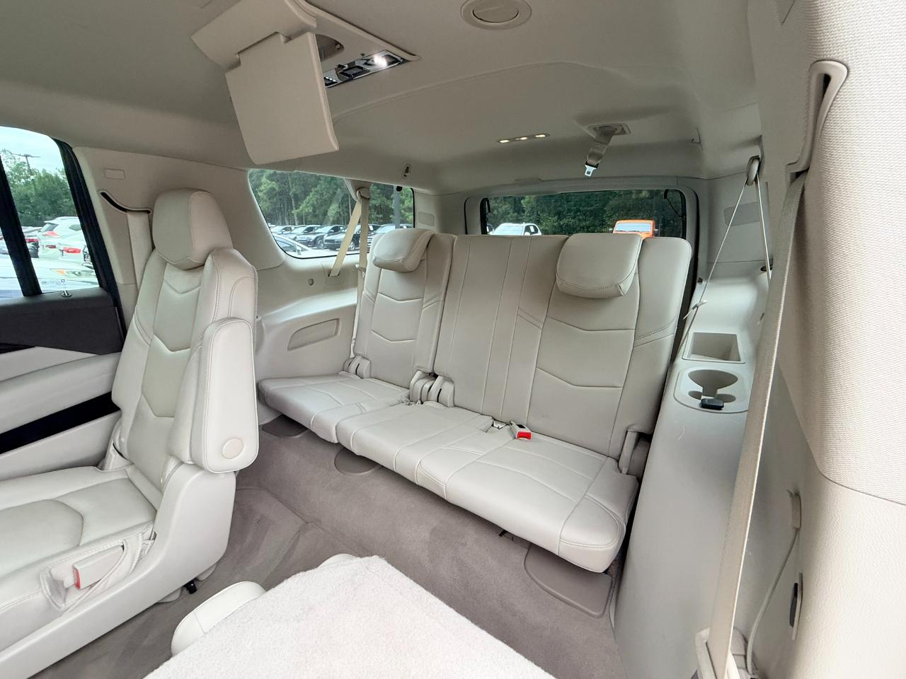 Cadillac Escalade ESV 2WD Premium 2016