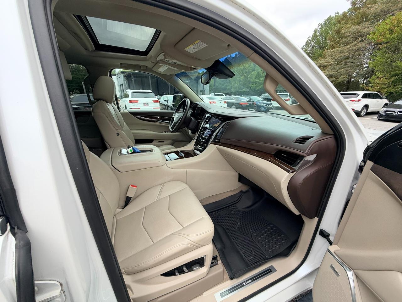 Cadillac Escalade ESV 2WD Premium 2016
