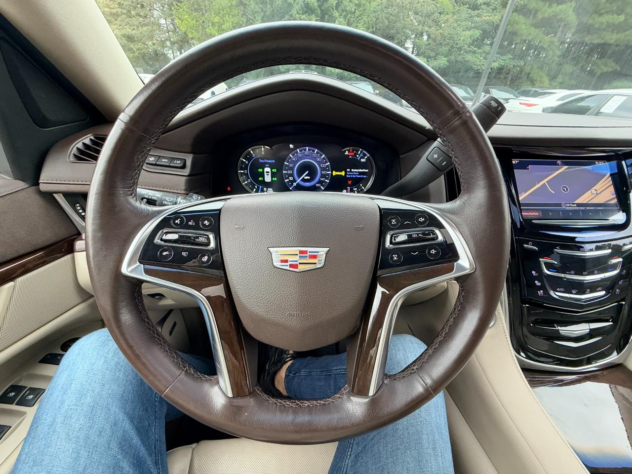 Cadillac Escalade ESV 2WD Premium 2016