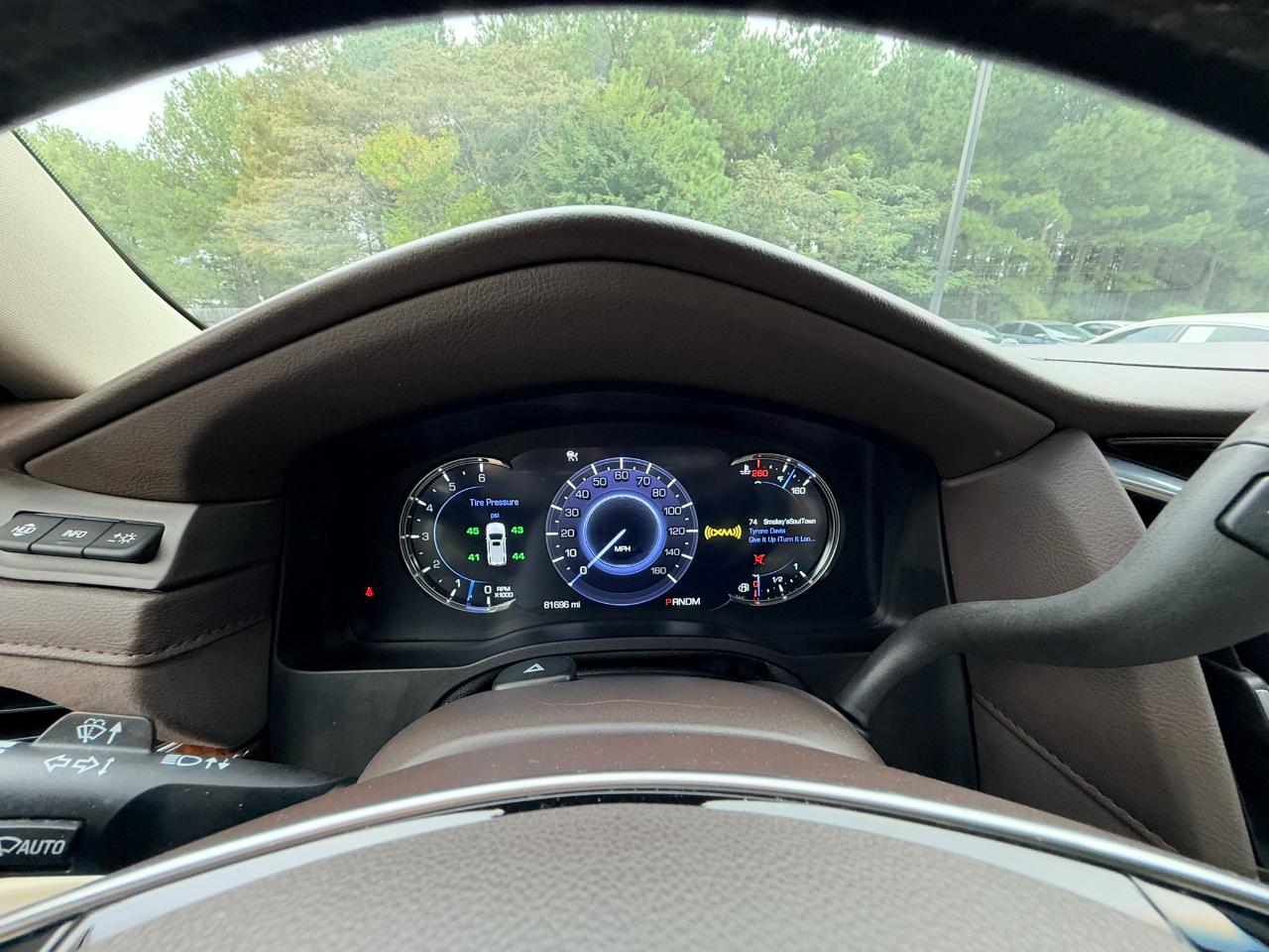 Cadillac Escalade ESV 2WD Premium 2016