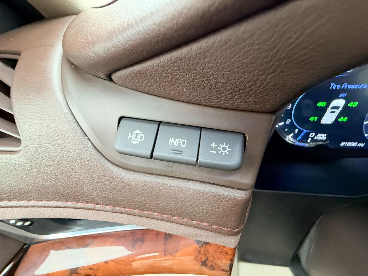 Cadillac Escalade ESV 2WD Premium 2016