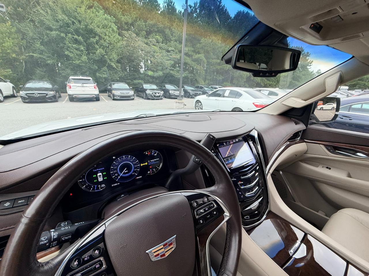Cadillac Escalade ESV 2WD Premium 2016