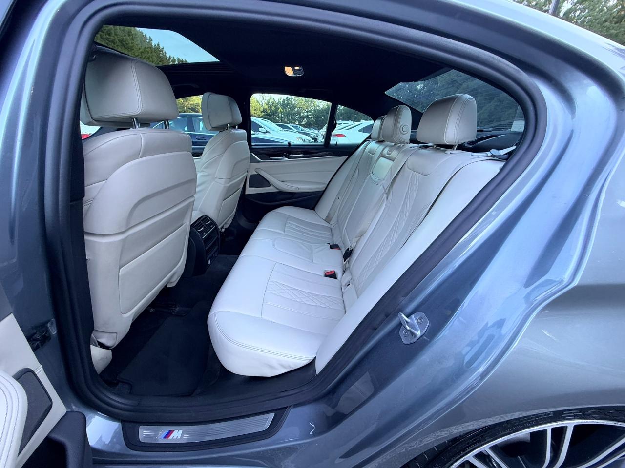 BMW 540i photo 12