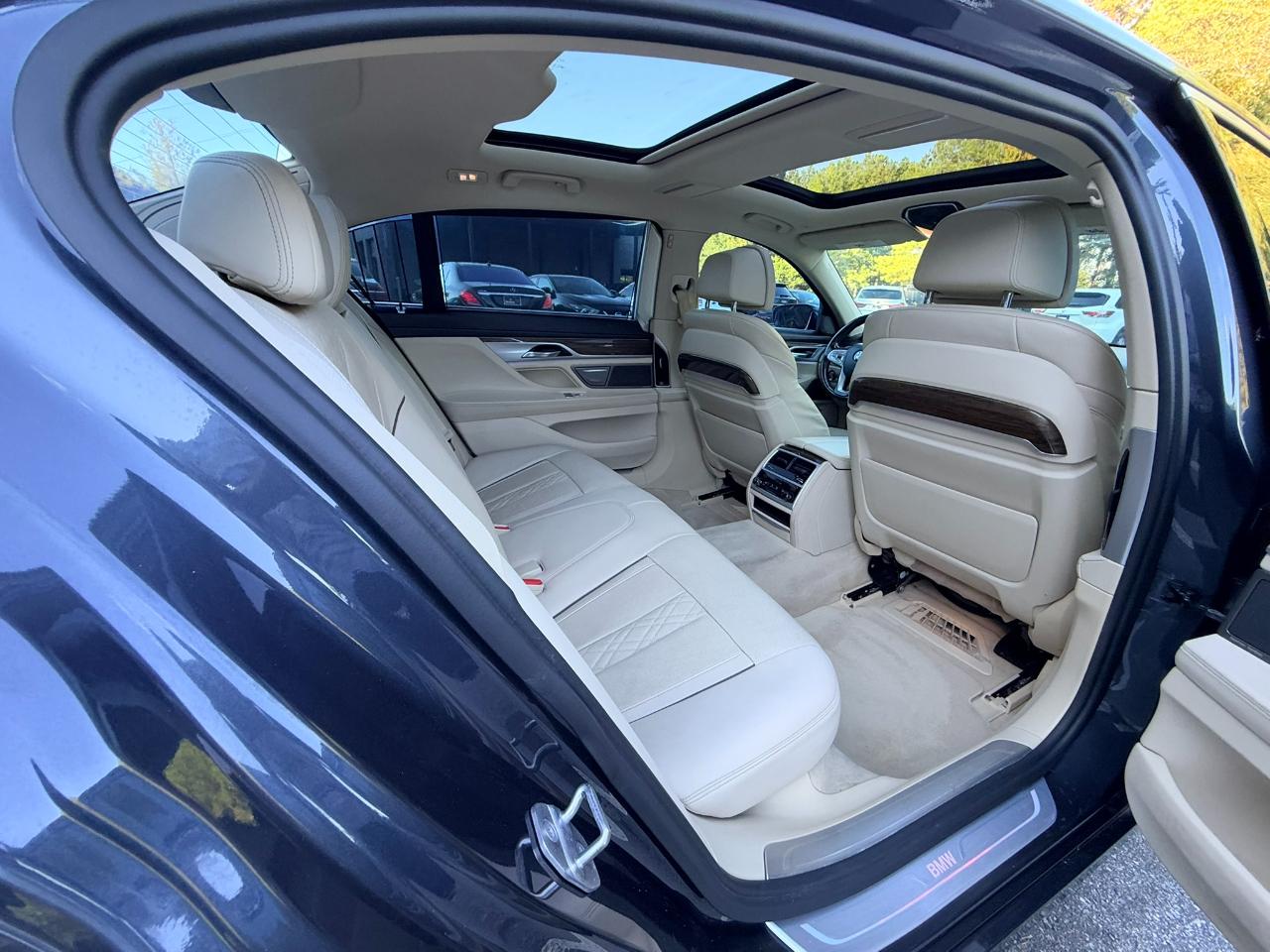BMW 7-Series 740i 2018