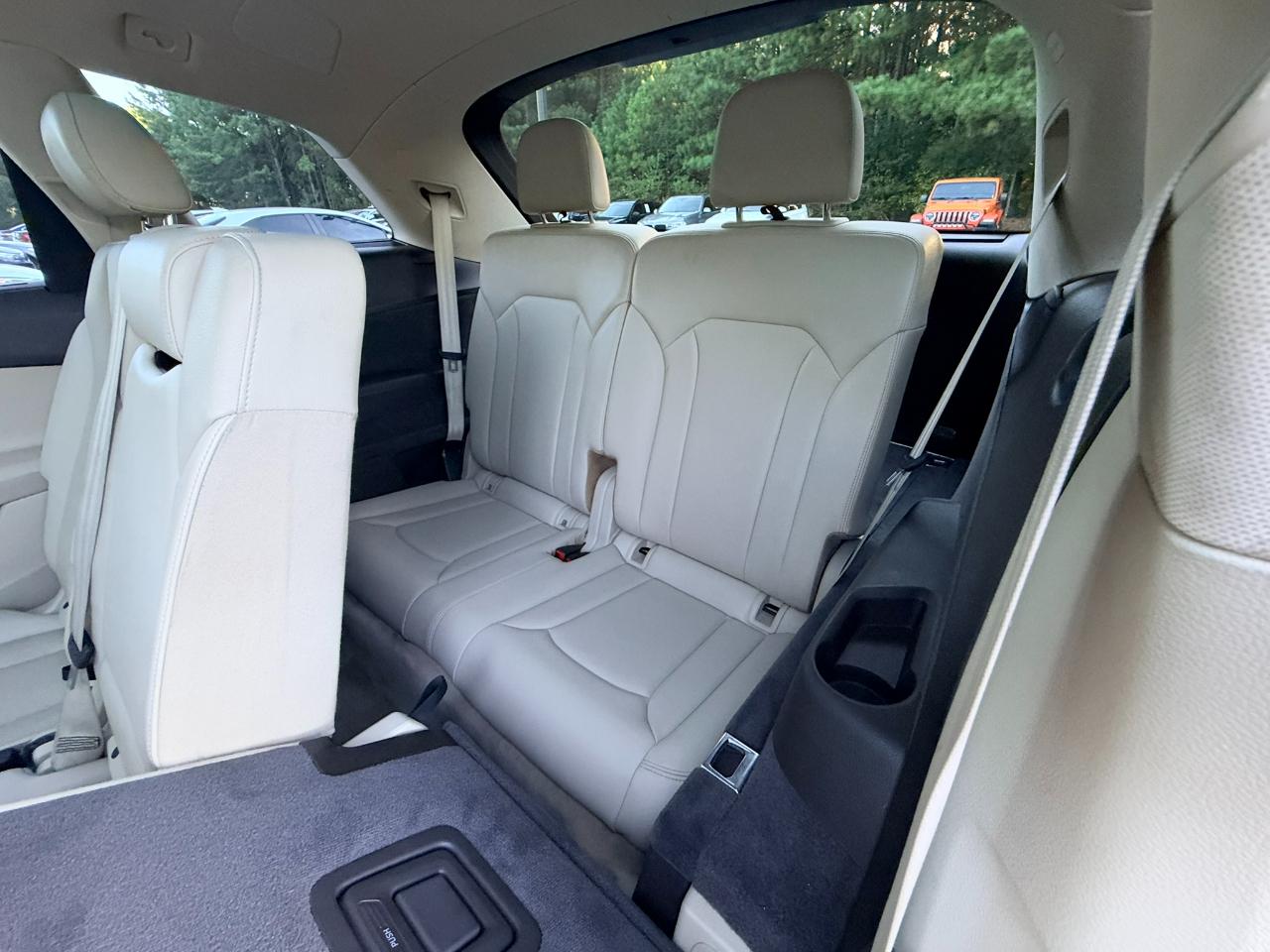 Audi Q7 photo 13