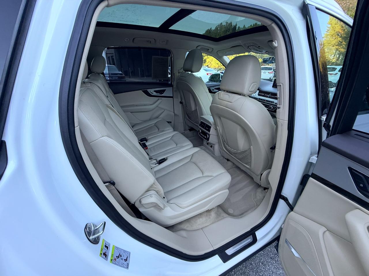 Audi Q7 photo 15