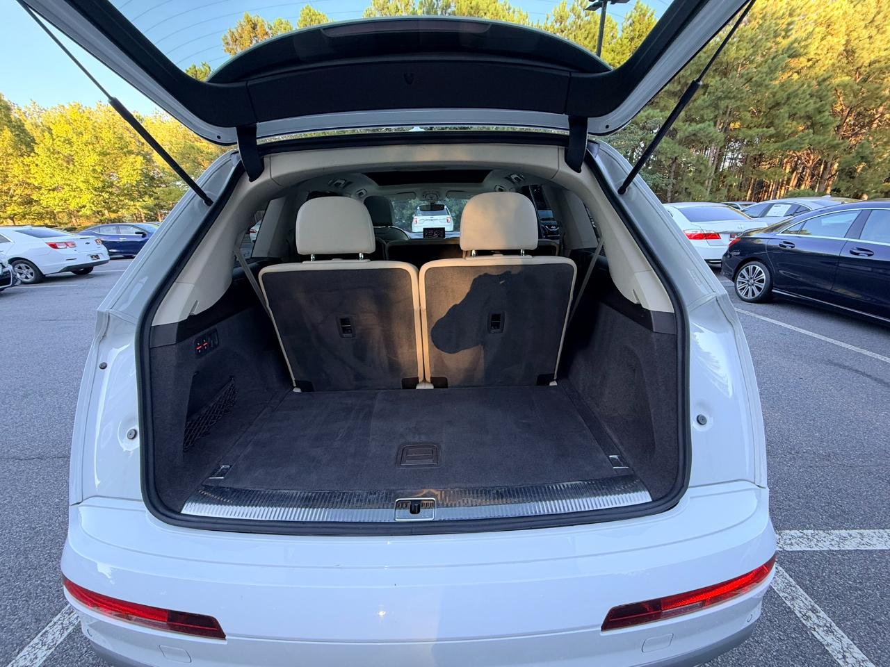 Audi Q7 photo 35
