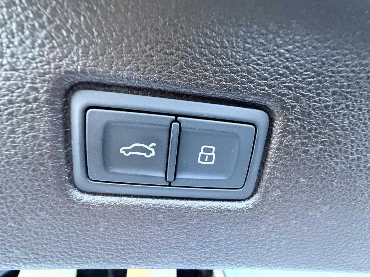 Audi Q7 photo 36
