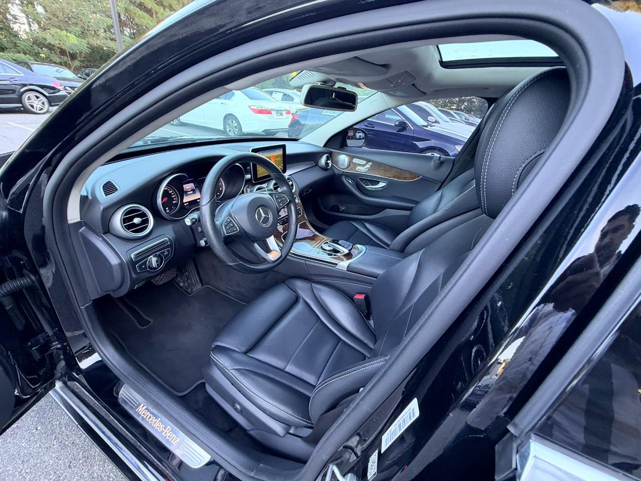 Mercedes-Benz C-Class C300 4MATIC Sedan 2017