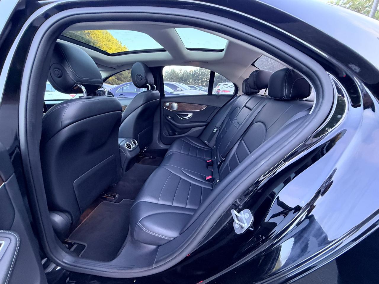 Mercedes-Benz C-Class C300 4MATIC Sedan 2017