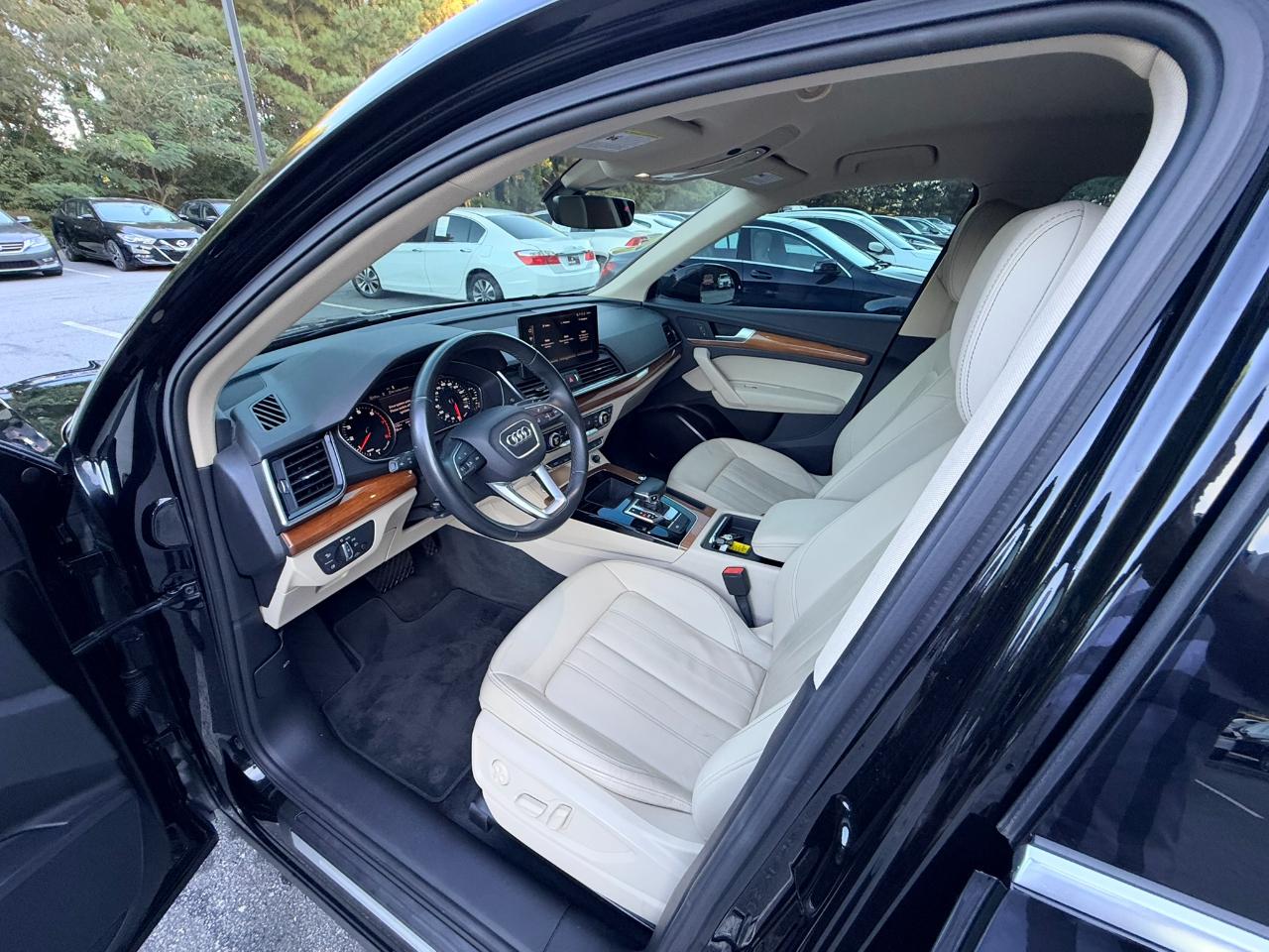 Audi Q5 2.0T Premium quattro 2021