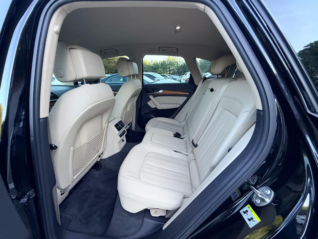 Audi Q5 2.0T Premium quattro 2021