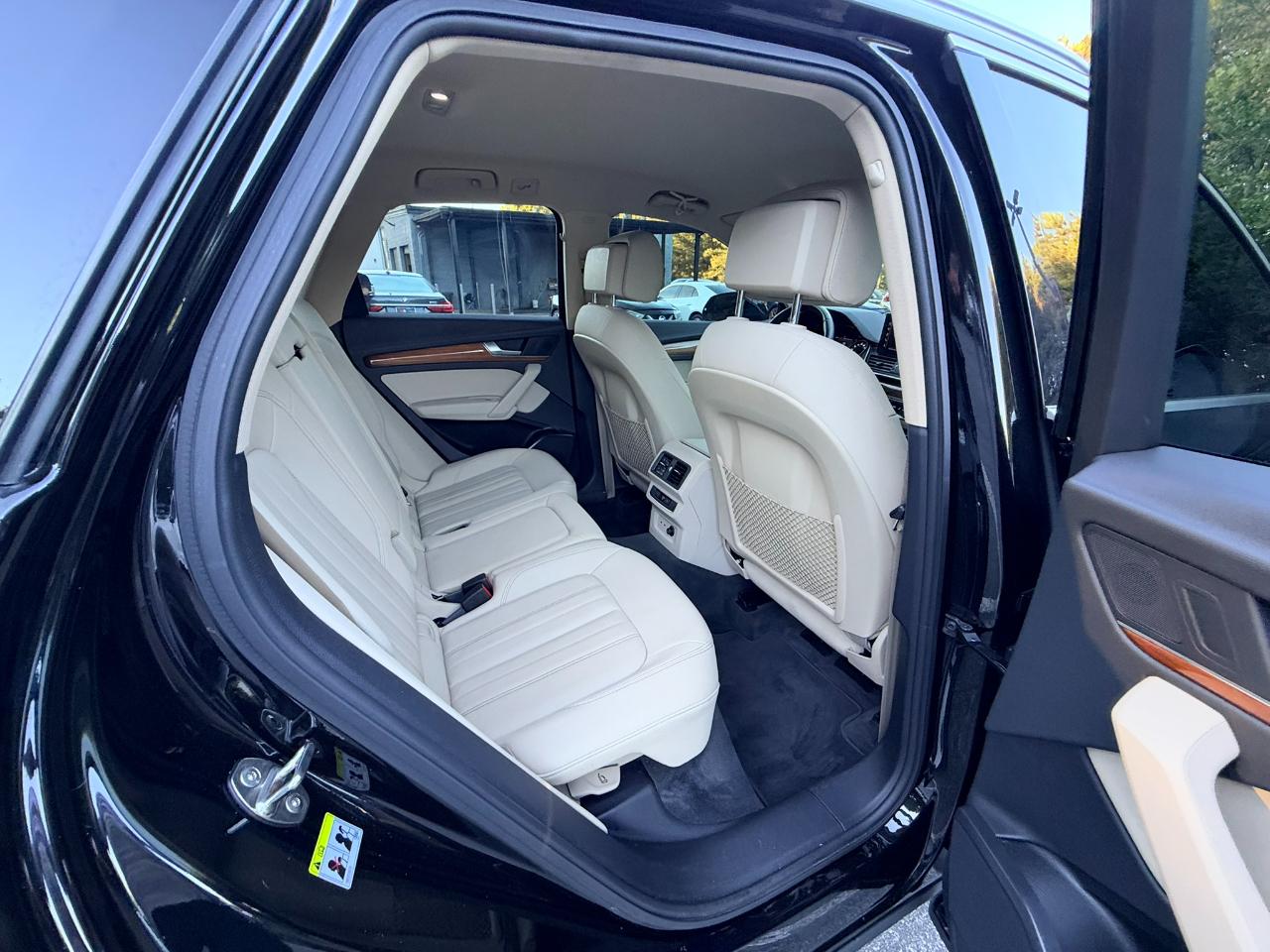Audi Q5 2.0T Premium quattro 2021