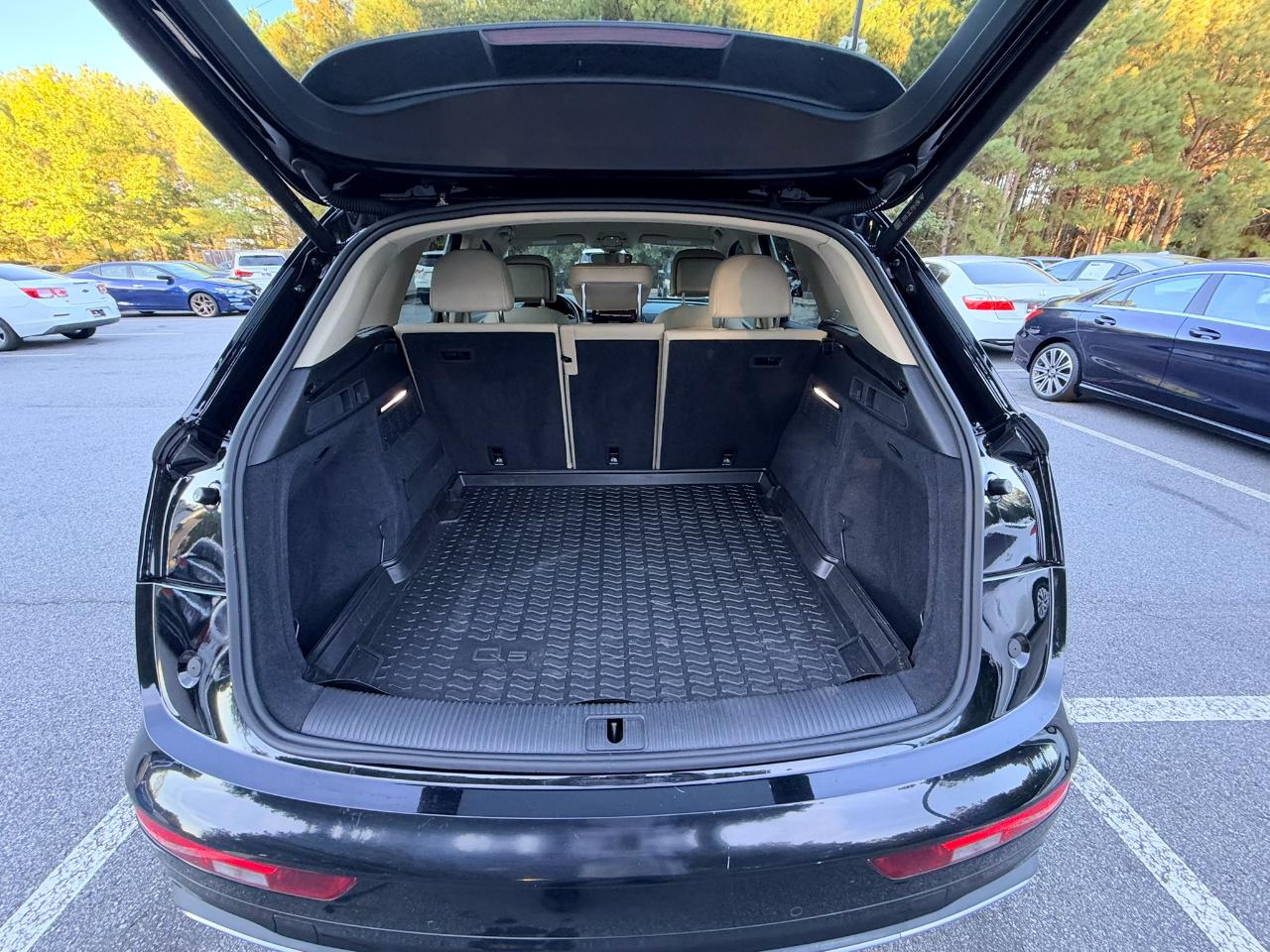 Audi Q5 2.0T Premium quattro 2021