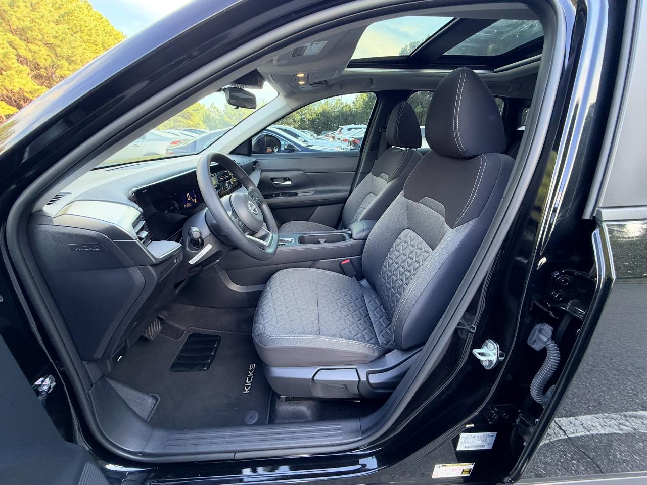 Nissan Kicks SV 2025