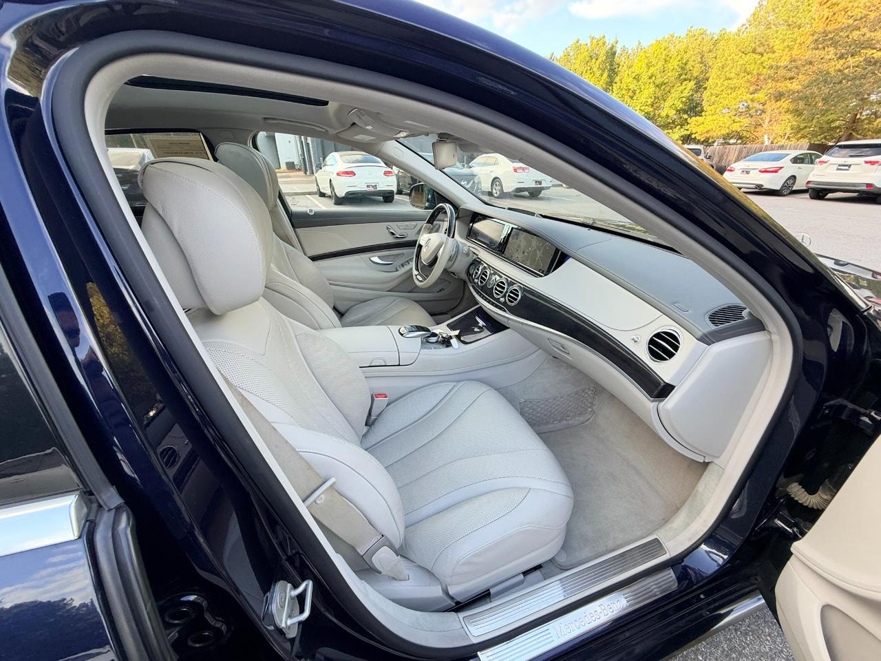 Mercedes-Benz S-Class S550 4MATIC 2016