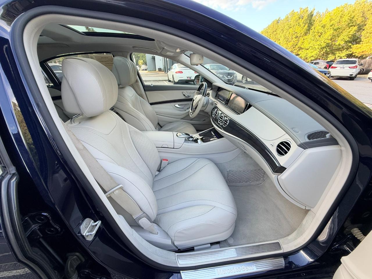 Mercedes-Benz S-Class S550 4MATIC 2016