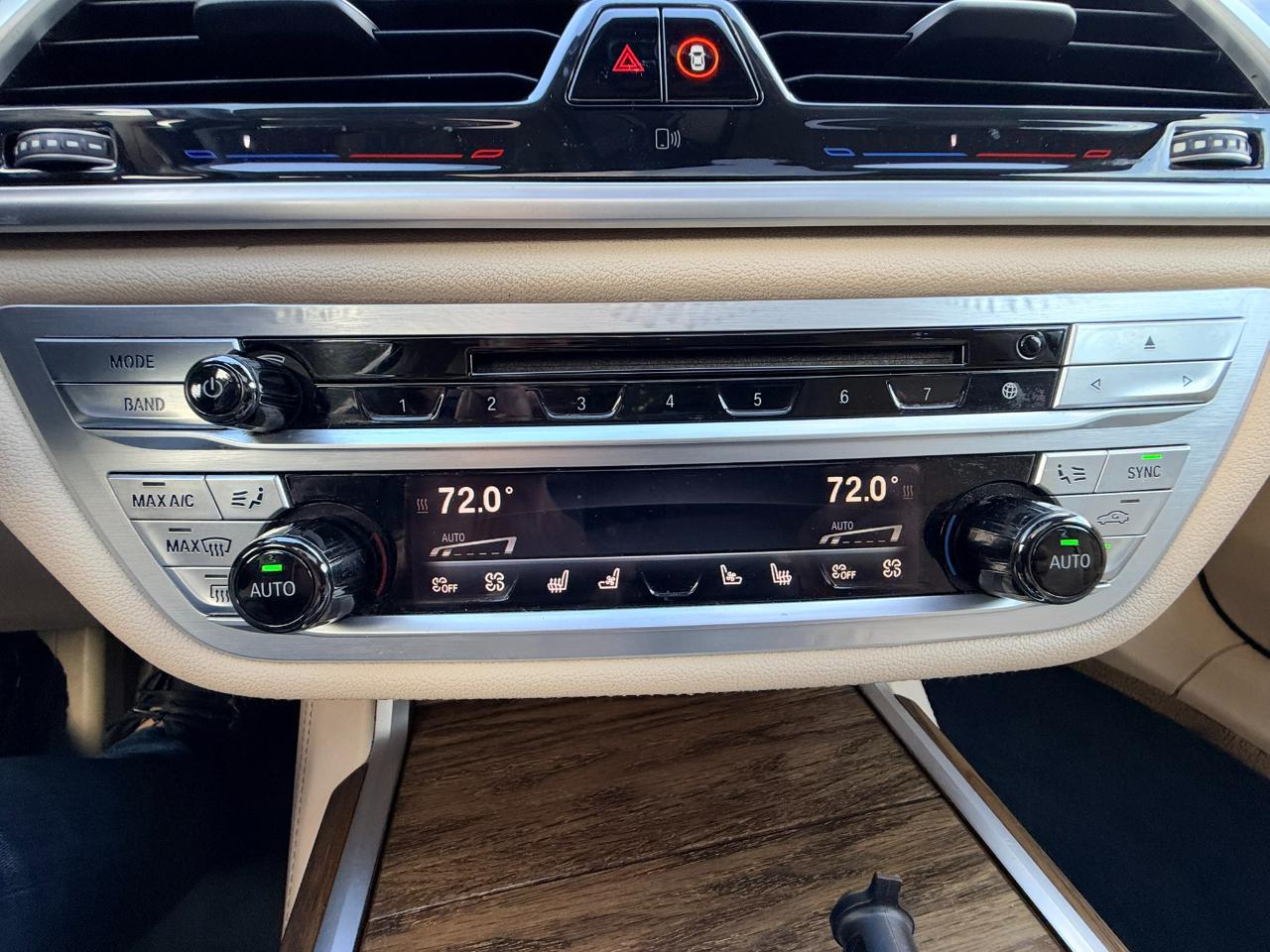 BMW 7-Series 740i 2017