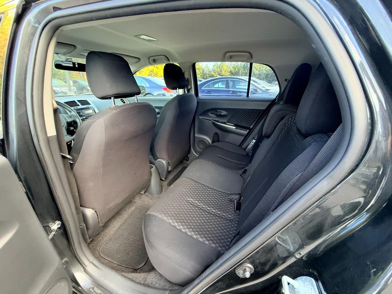 Scion xD 5-Door Hatchback 4-Spd AT 2012