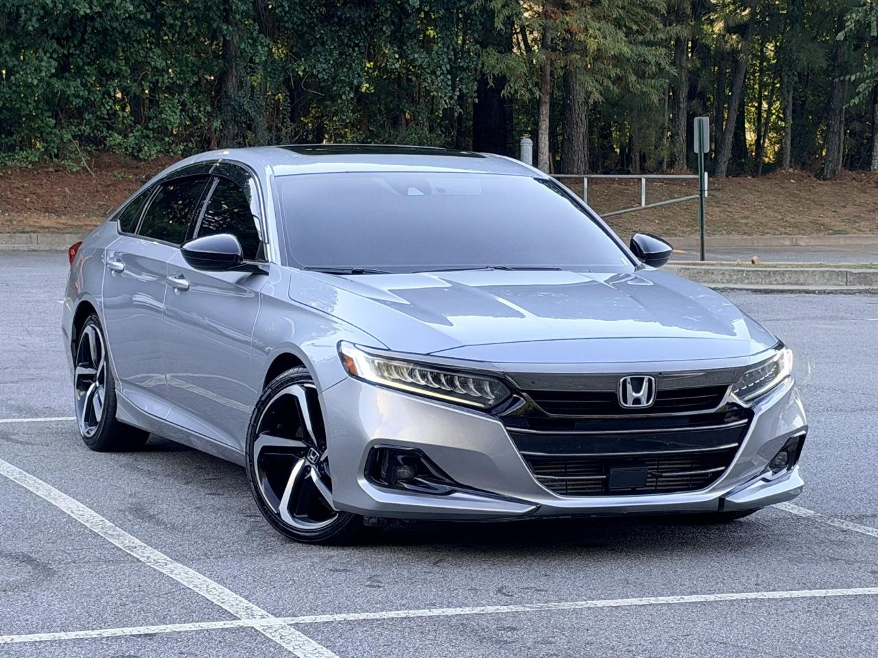 Honda Accord photo 5
