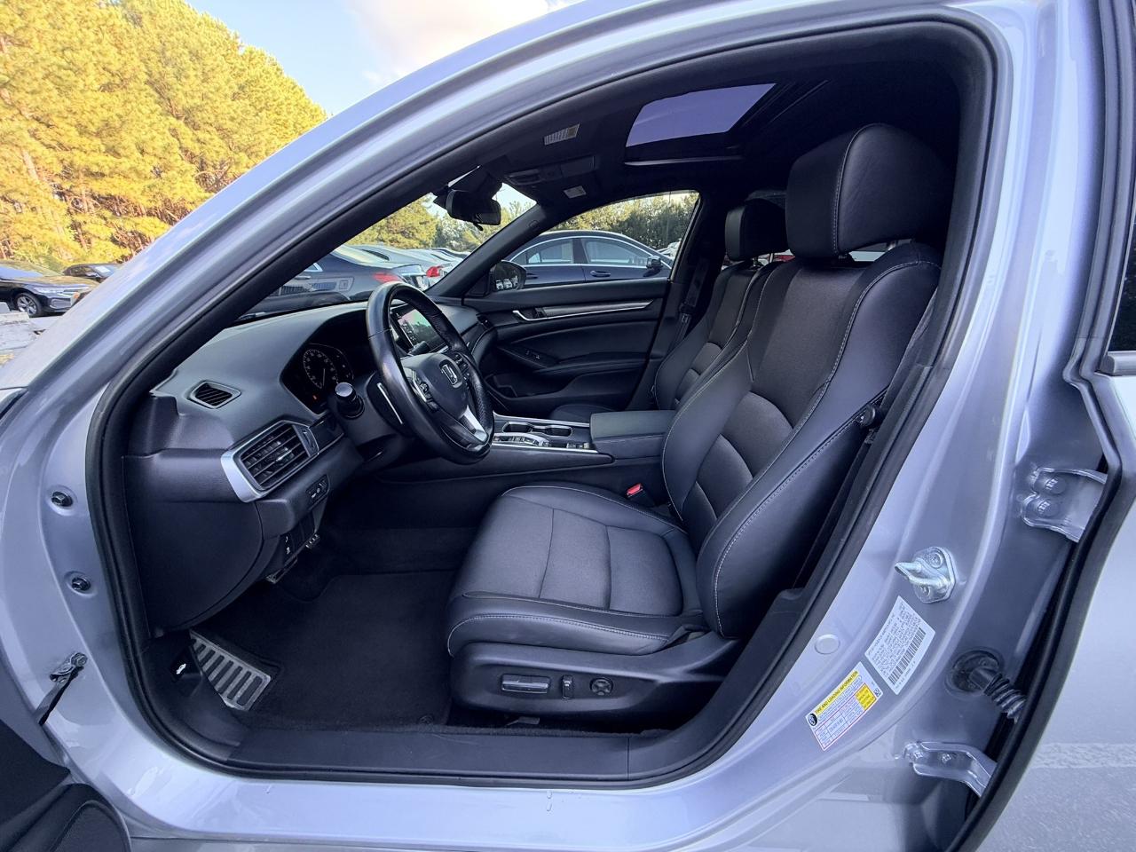 Honda Accord photo 10