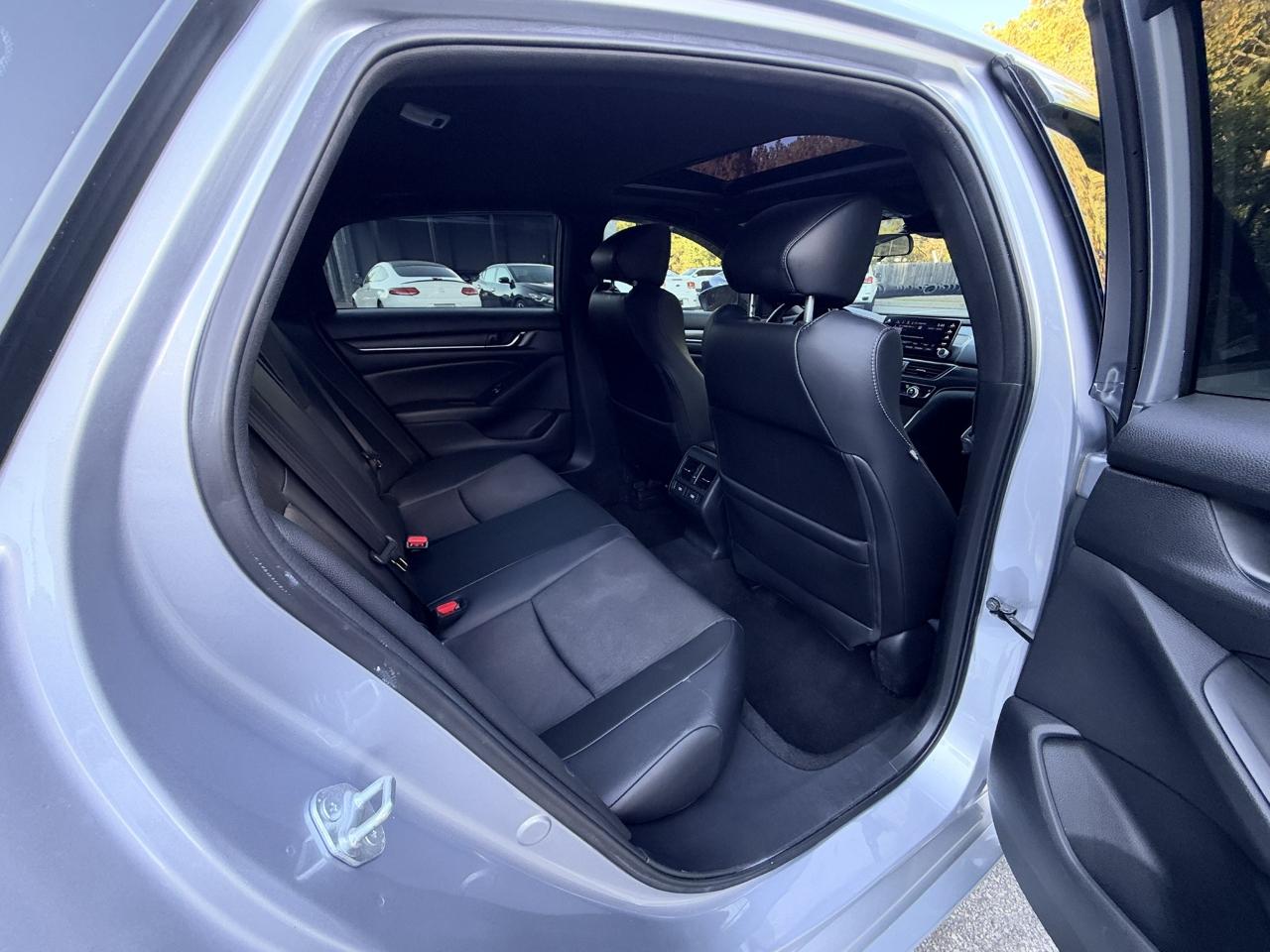 Honda Accord photo 13