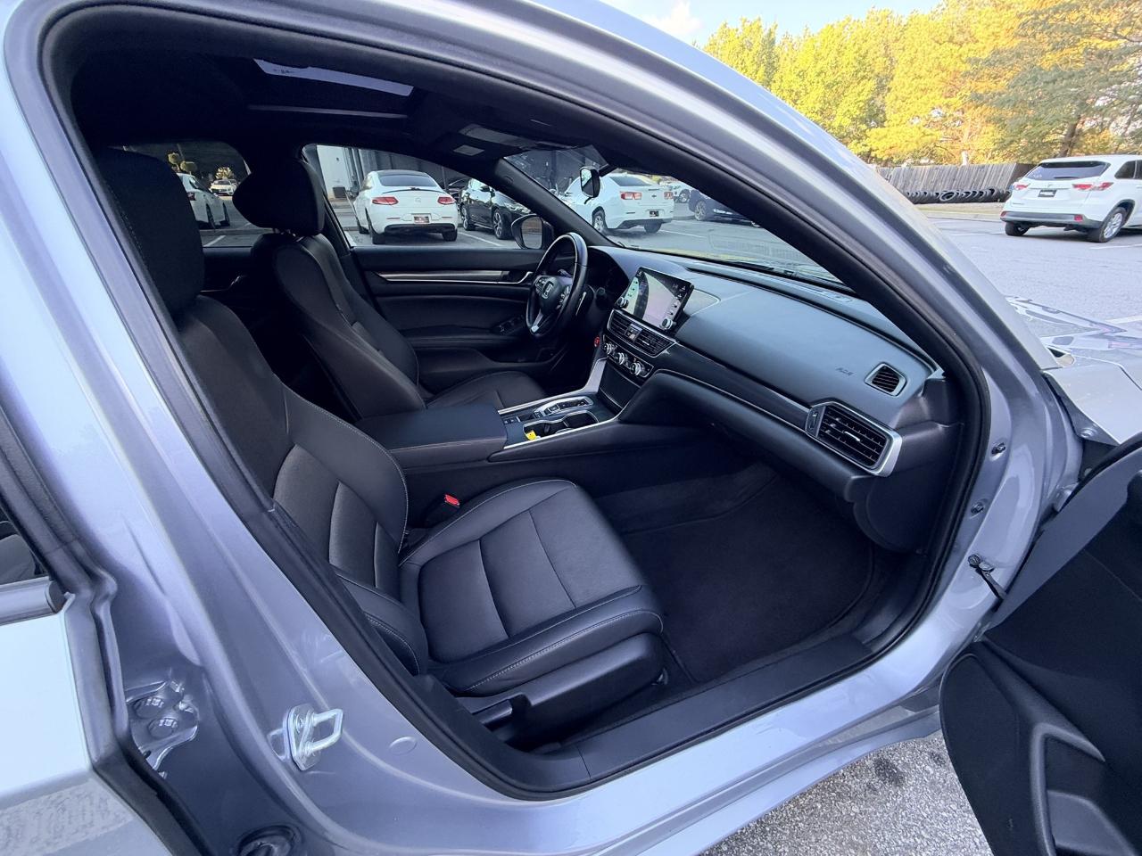 Honda Accord photo 15