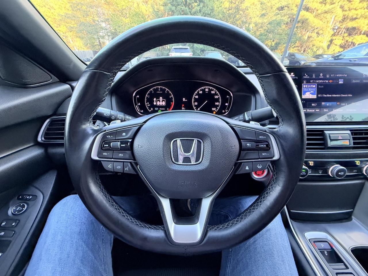 Honda Accord photo 17