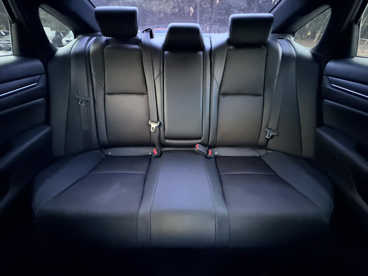 Honda Accord photo 29