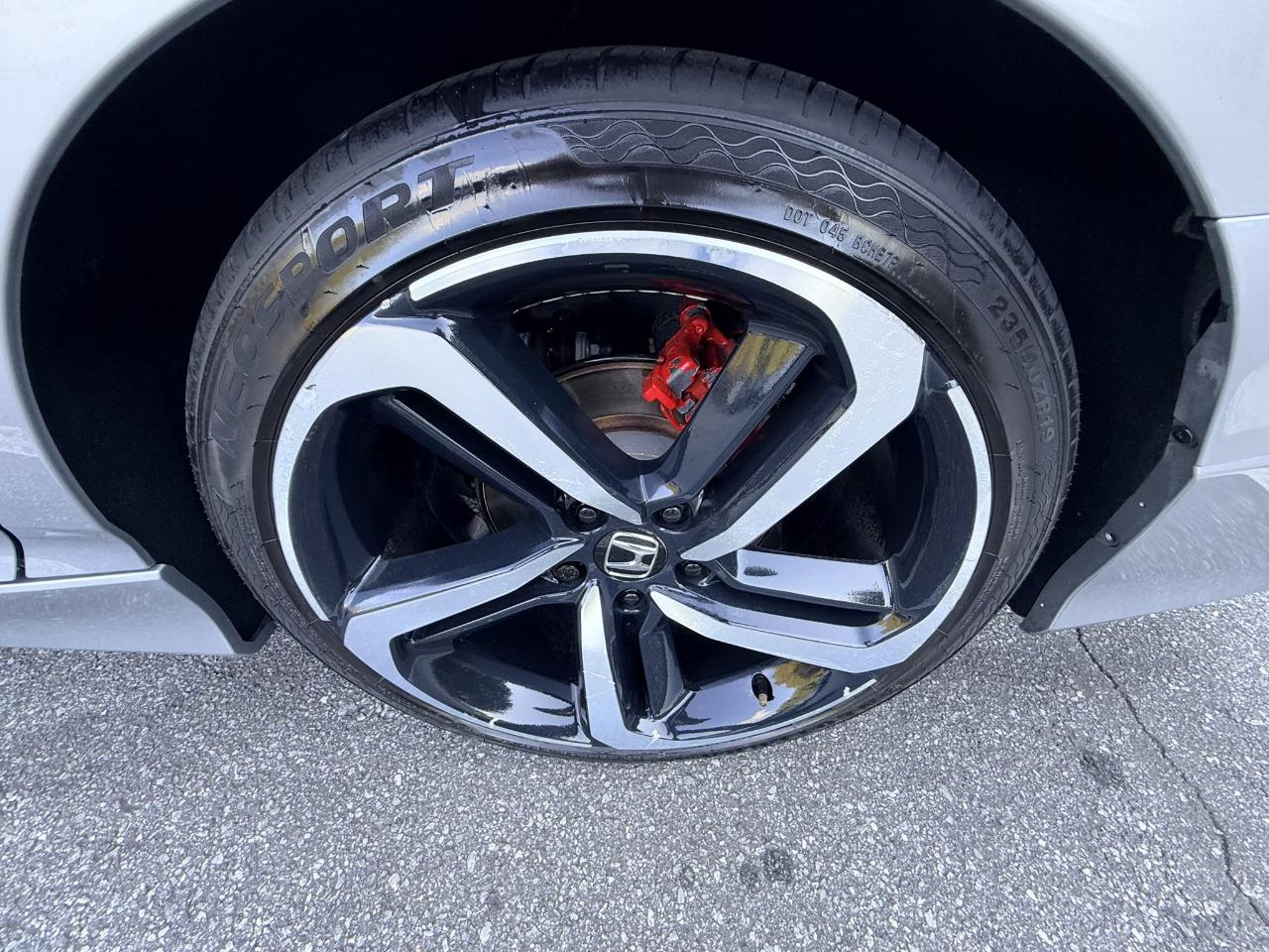 Honda Accord photo 31