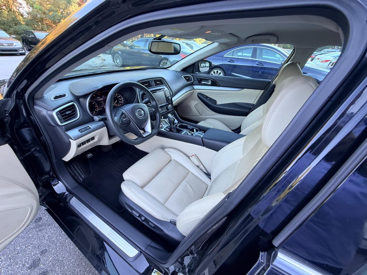 Nissan Maxima 3.5 SV 2017