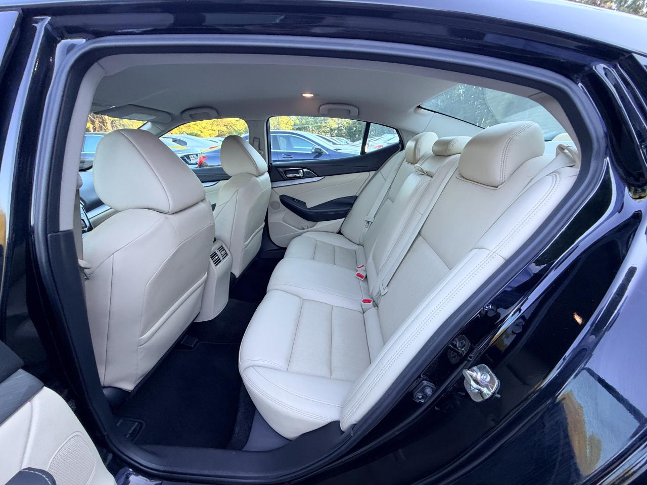 Nissan Maxima 3.5 SV 2017