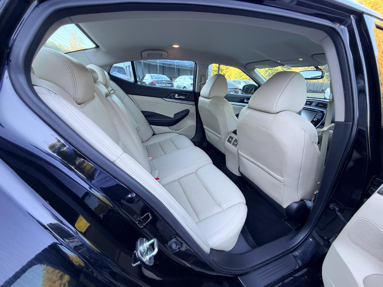 Nissan Maxima 3.5 SV 2017