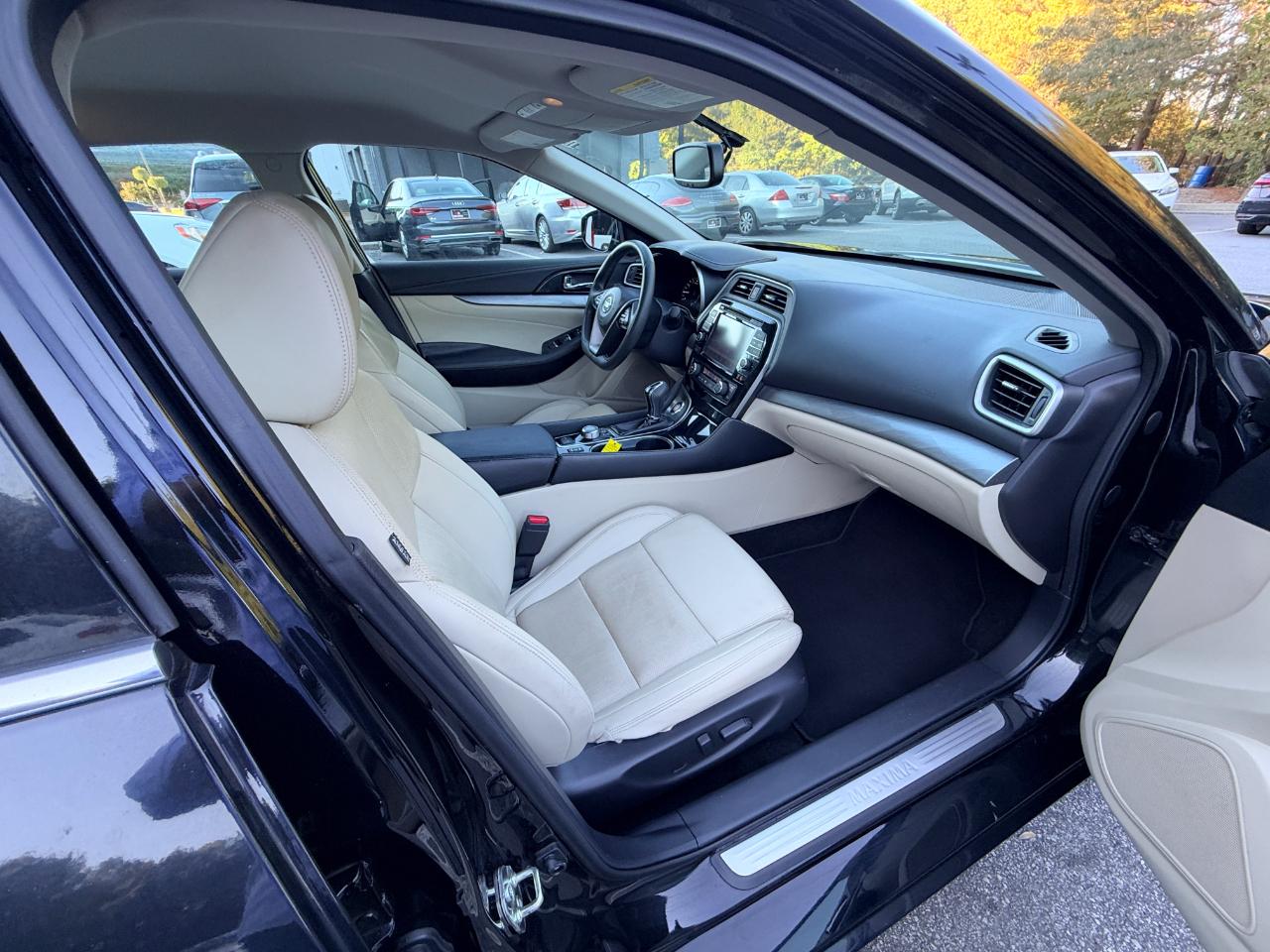 Nissan Maxima 3.5 SV 2017