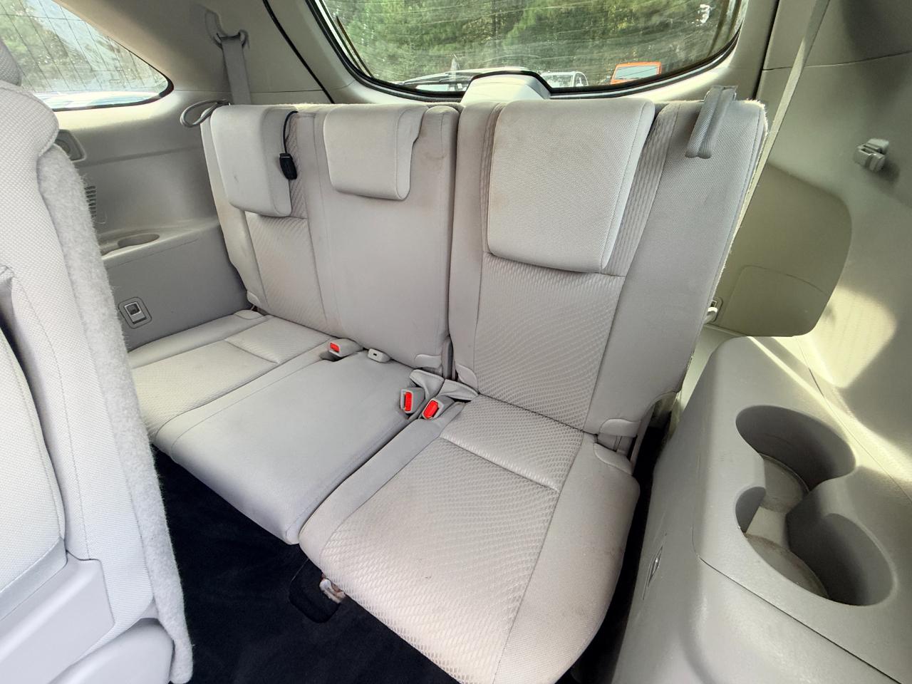 Toyota Highlander LE FWD V6 2016