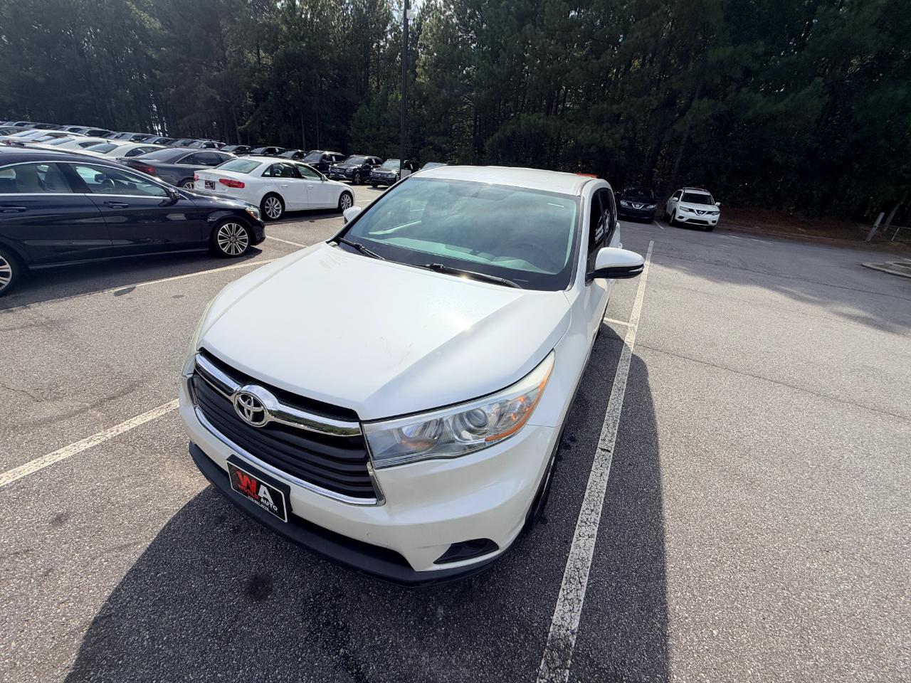 Toyota Highlander LE FWD V6 2016