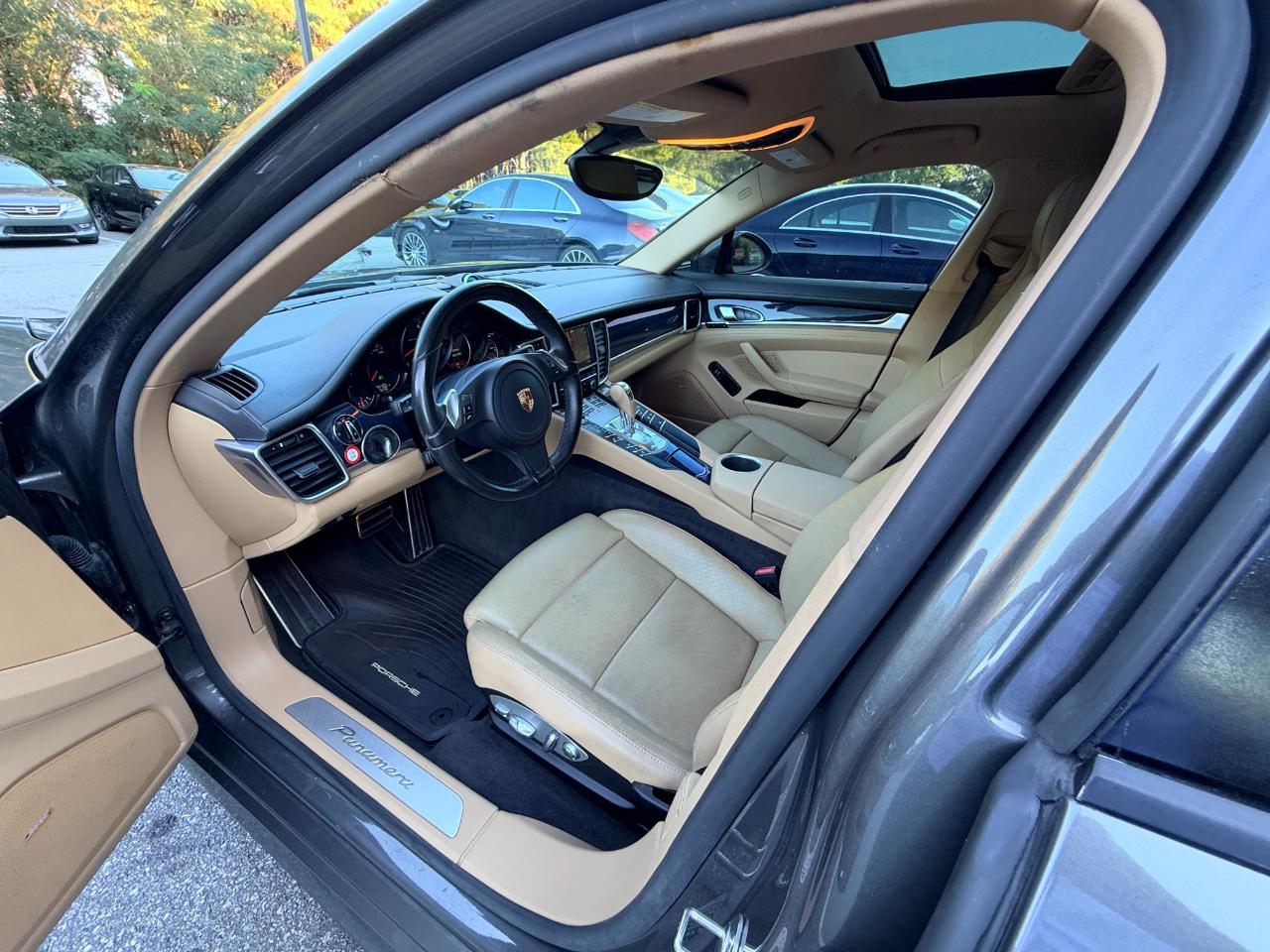 Porsche Panamera  2015