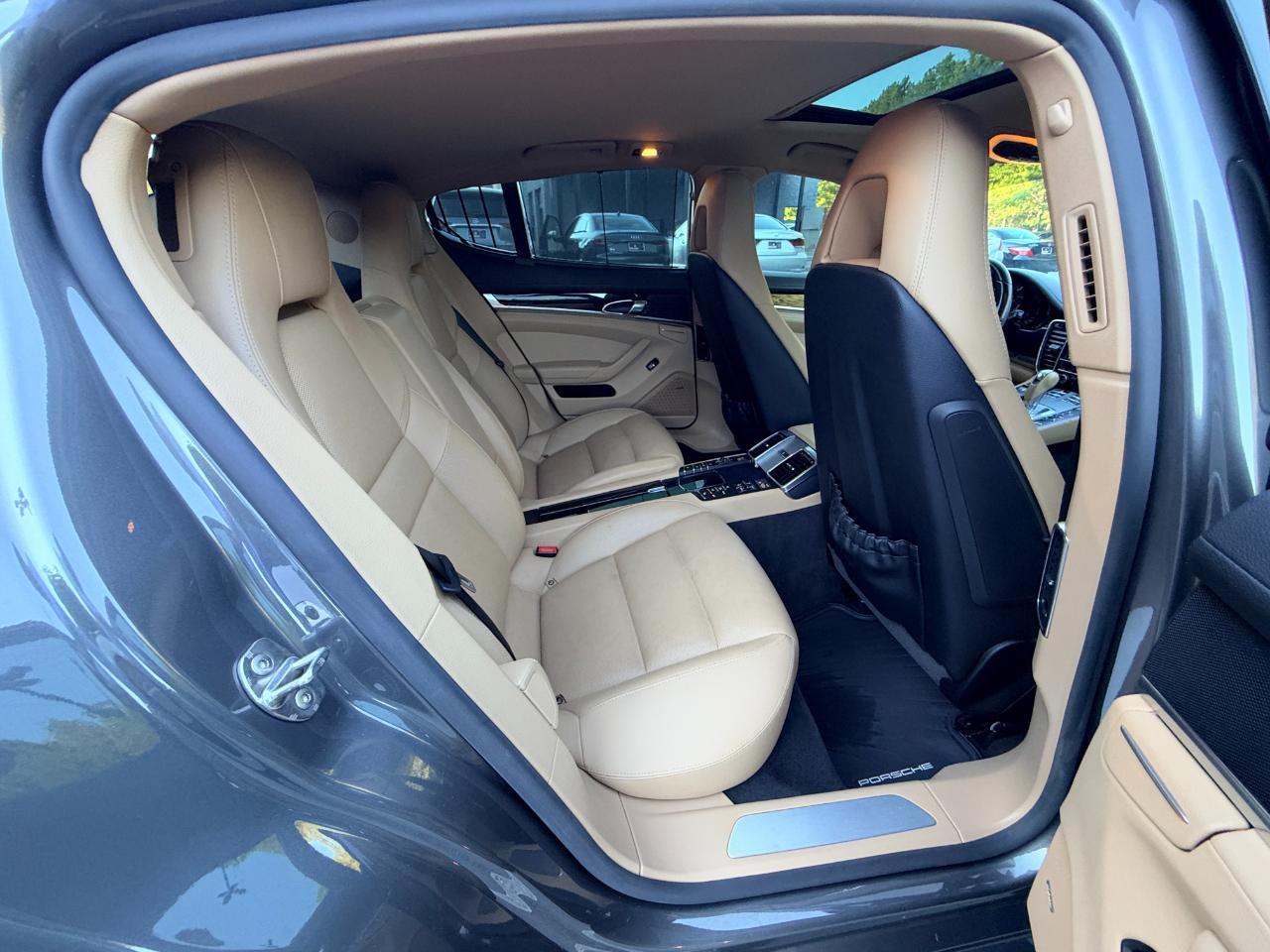 Porsche Panamera  2015