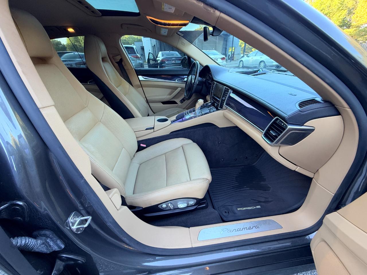Porsche Panamera  2015