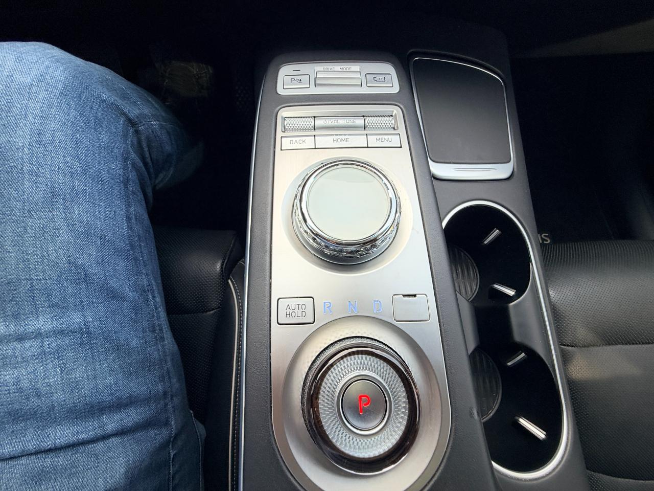 Genesis GV70 2.5T 2022