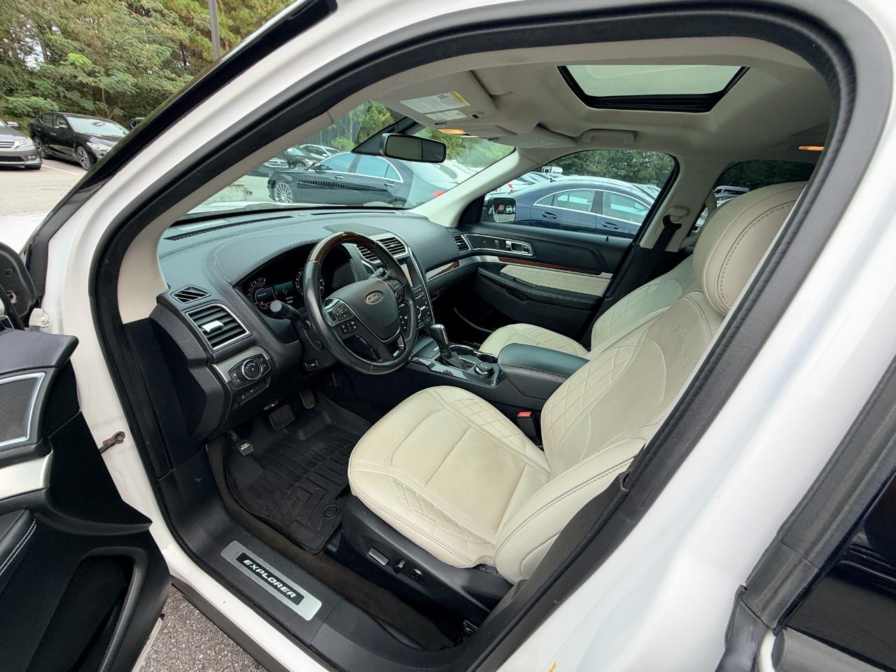 Ford Explorer Platinum AWD 2017