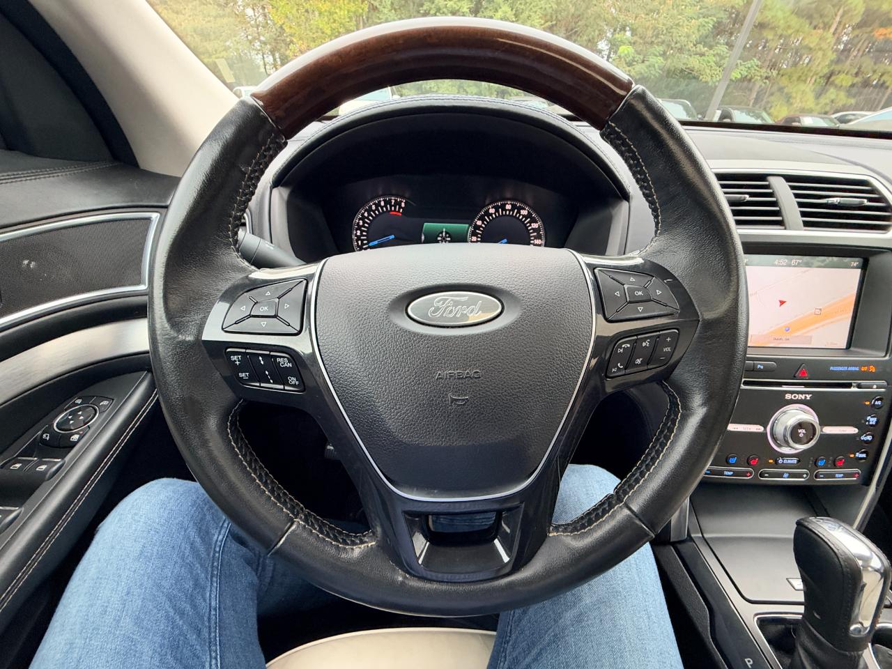 Ford Explorer Platinum AWD 2017