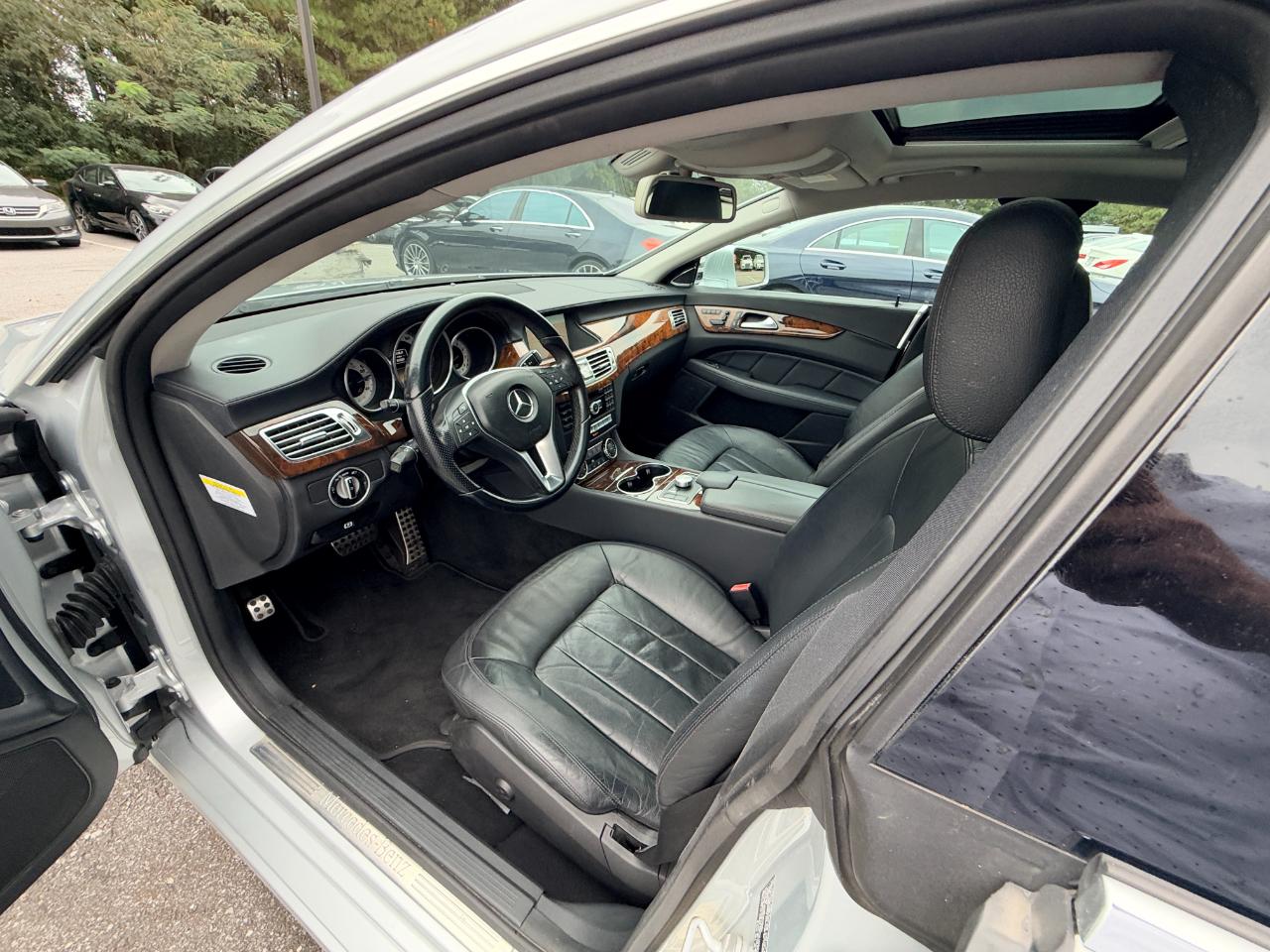 Mercedes-Benz CLS-Class CLS550 2012