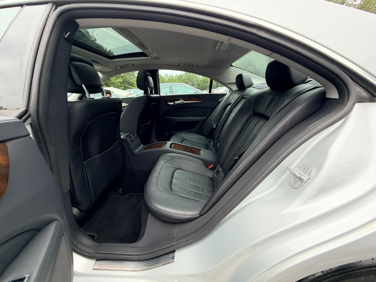 Mercedes-Benz CLS-Class CLS550 2012