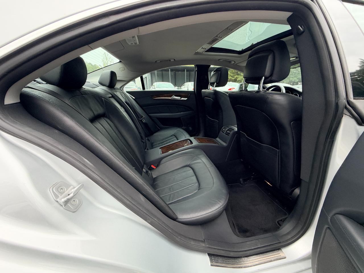 Mercedes-Benz CLS-Class CLS550 2012