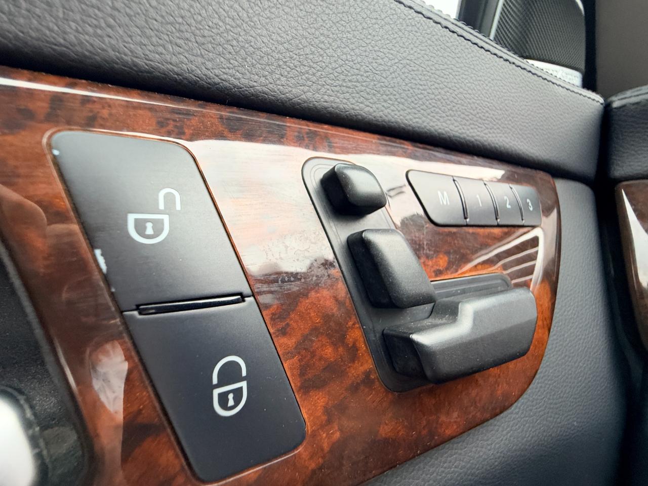 Mercedes-Benz CLS-Class CLS550 2012