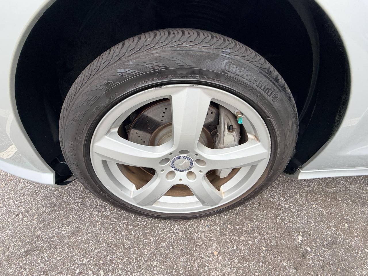 Mercedes-Benz CLS-Class CLS550 2012