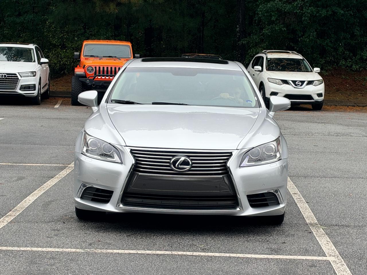 Lexus LS 460 Luxury Sedan 2013